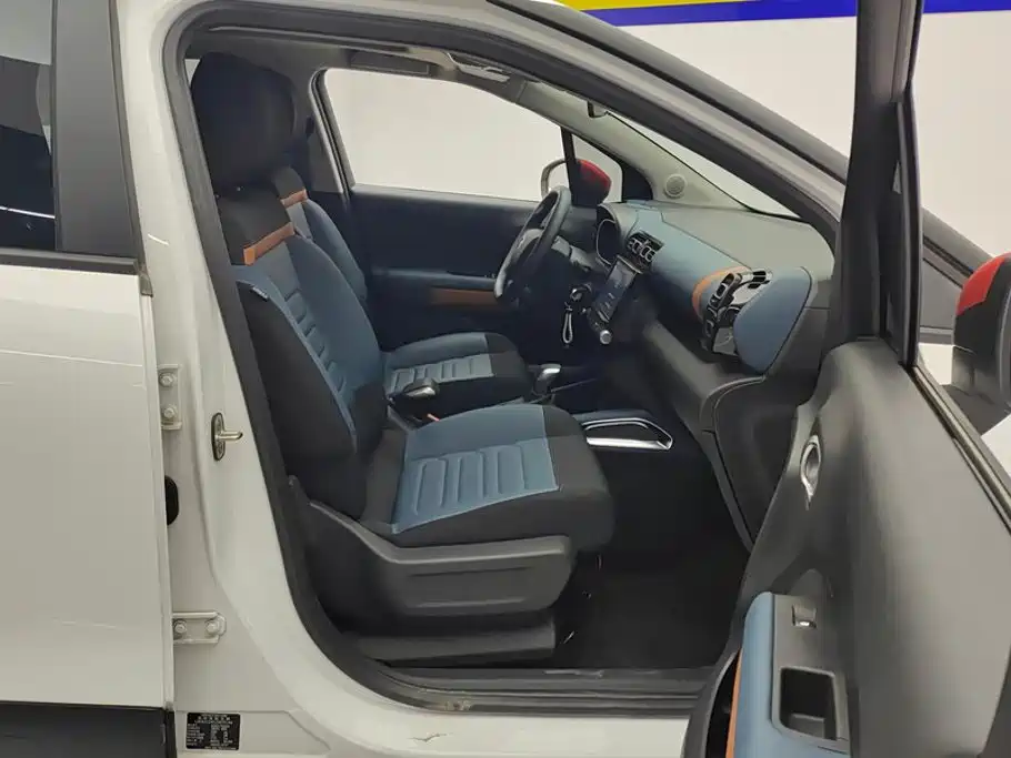 Citroen C4 Aircross — миниатюра 8