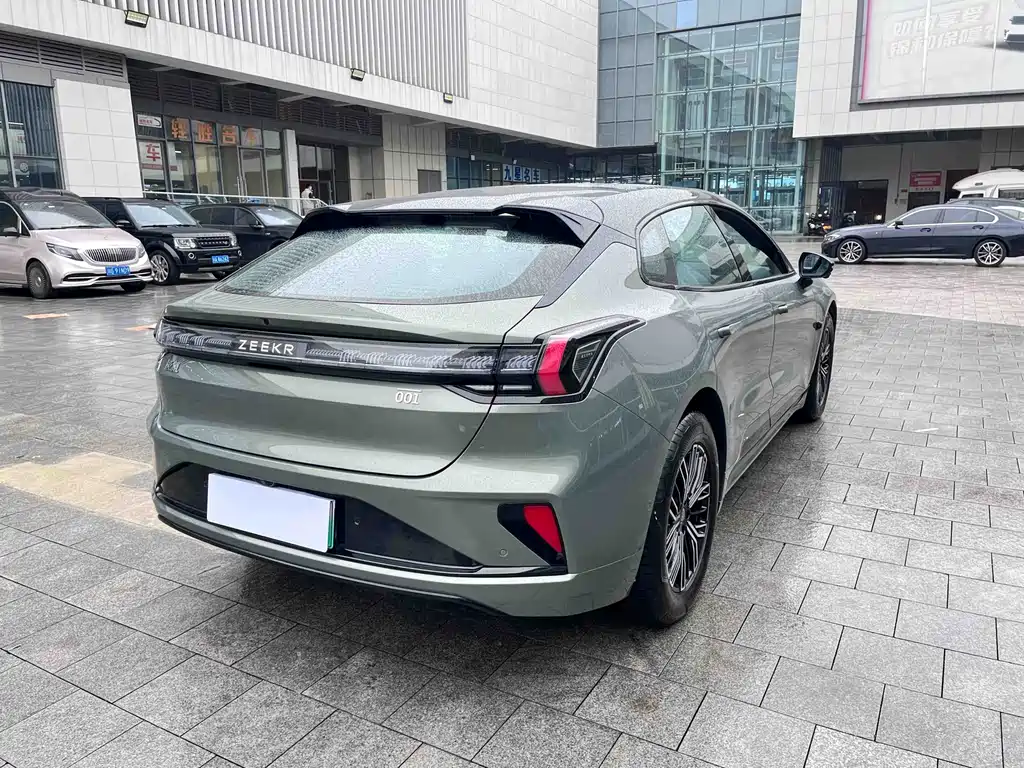 ZEEKR EXTREME KRYPTON 001