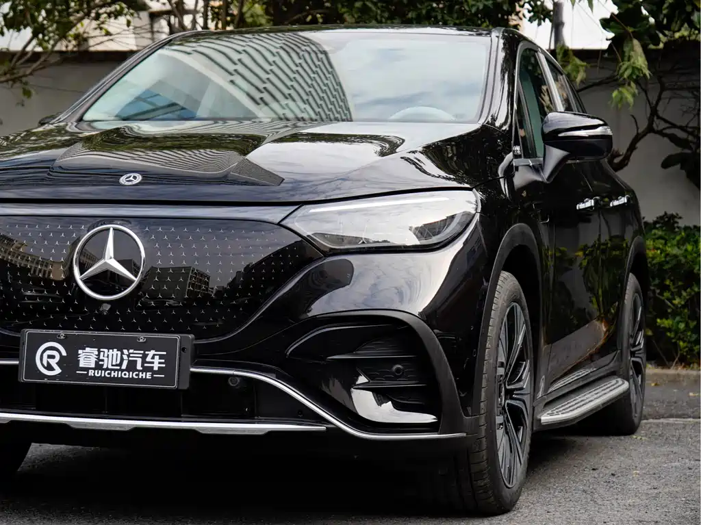 MERCEDES-BENZ EQE SUV