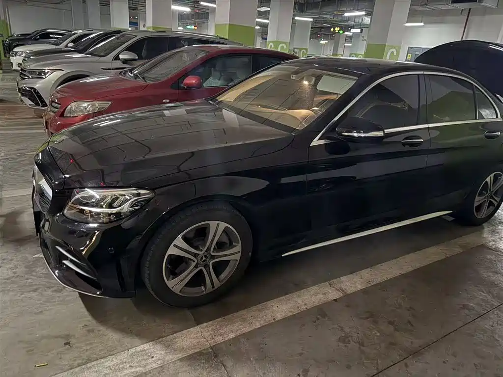 Mercedes-Benz C-Class 2020