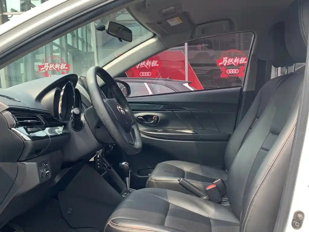 TOYOTA YARIS L ZHIXUAN