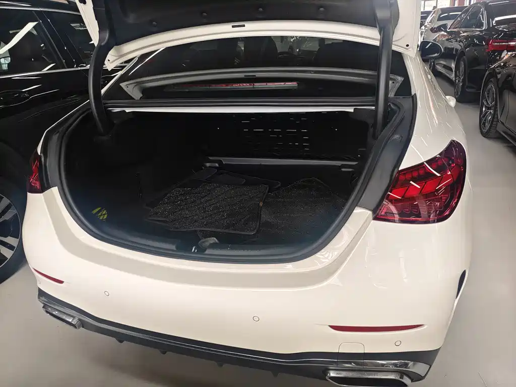 Mercedes-Benz C-Class C 2024 C 260 L Sport
