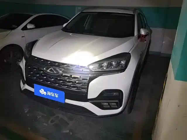 CHERY TIGGO 8