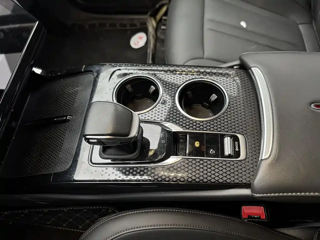 Hongqi HONGQI HS3 PHEV