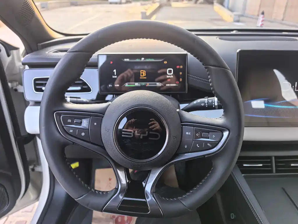 BYD SEAL 06 NEW ENERGY