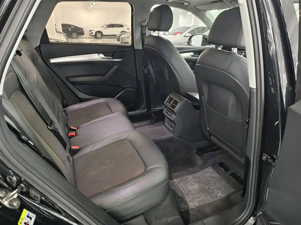 Audi Q5L 2020 40 TFSI