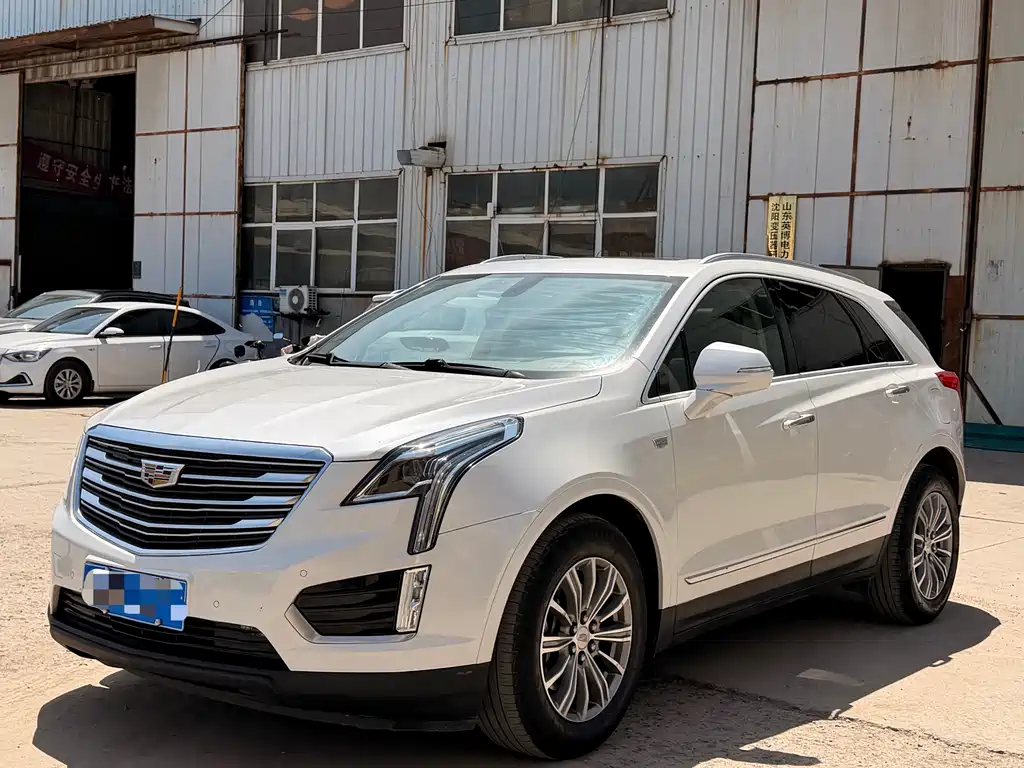 Купить Cadillac XT5