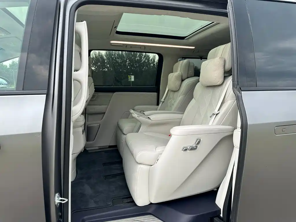 Buick Не похоже, что ты семья. — миниатюра 10