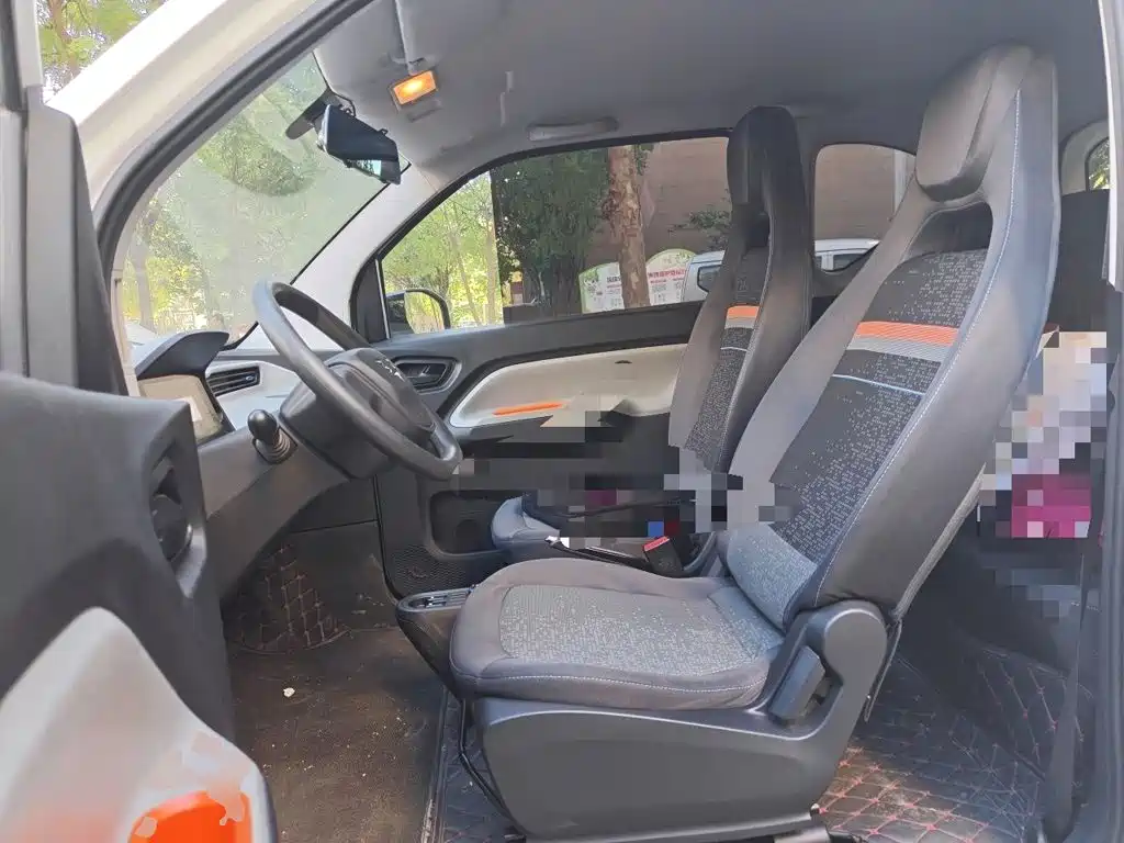 Wuling MINIEV — миниатюра 16