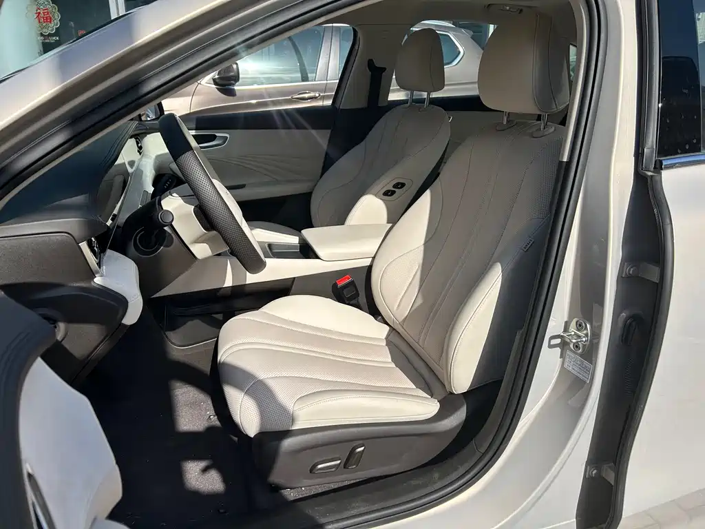Roewe D7 — миниатюра 9