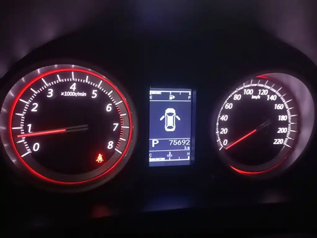 Forthing Jingyi X6 Dynamic Enjoy Series 1.5T CVT Premium Type, фото 12