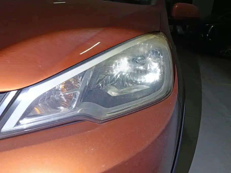 Geely Vision X1 — миниатюра 5