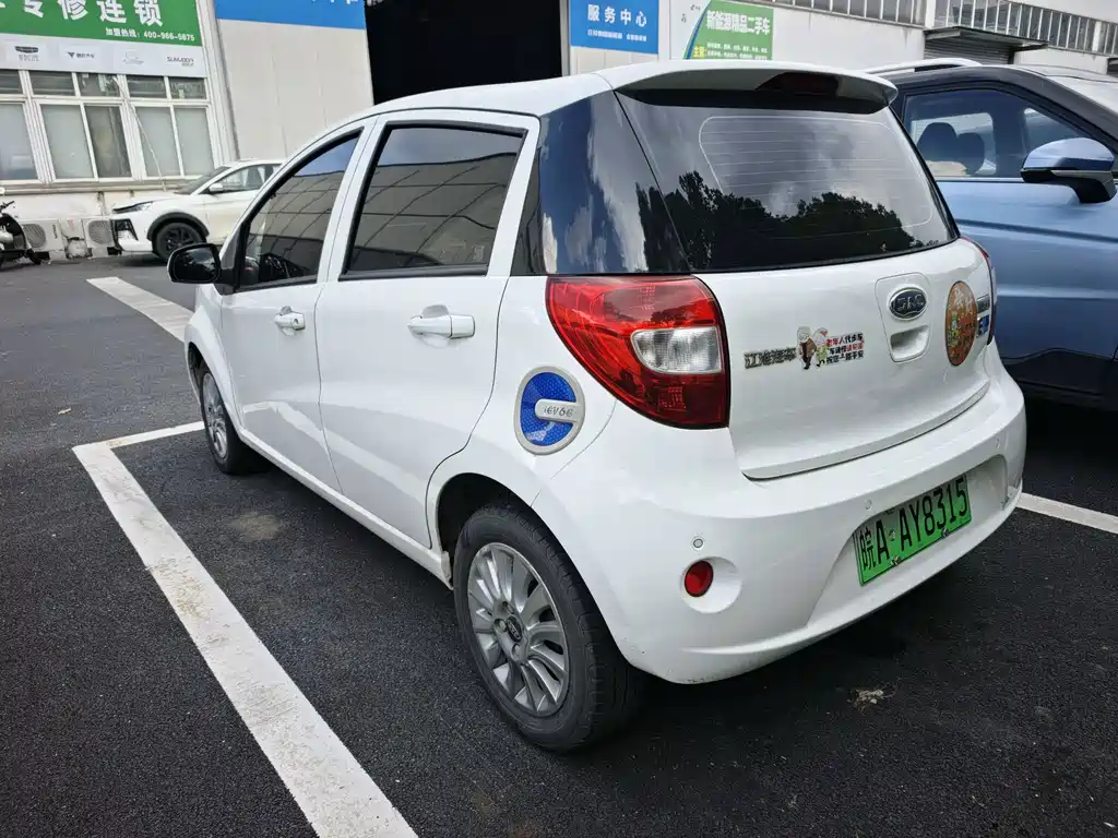 JAC JAC iEV6E — миниатюра 4