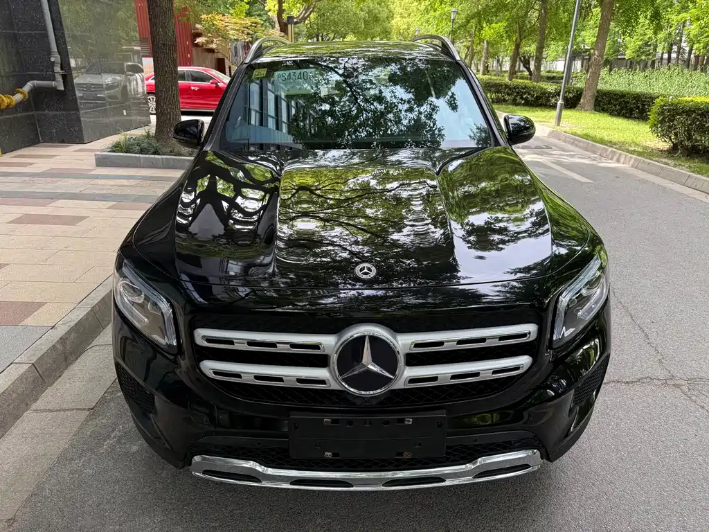 Mercedes-Benz GLB 2022