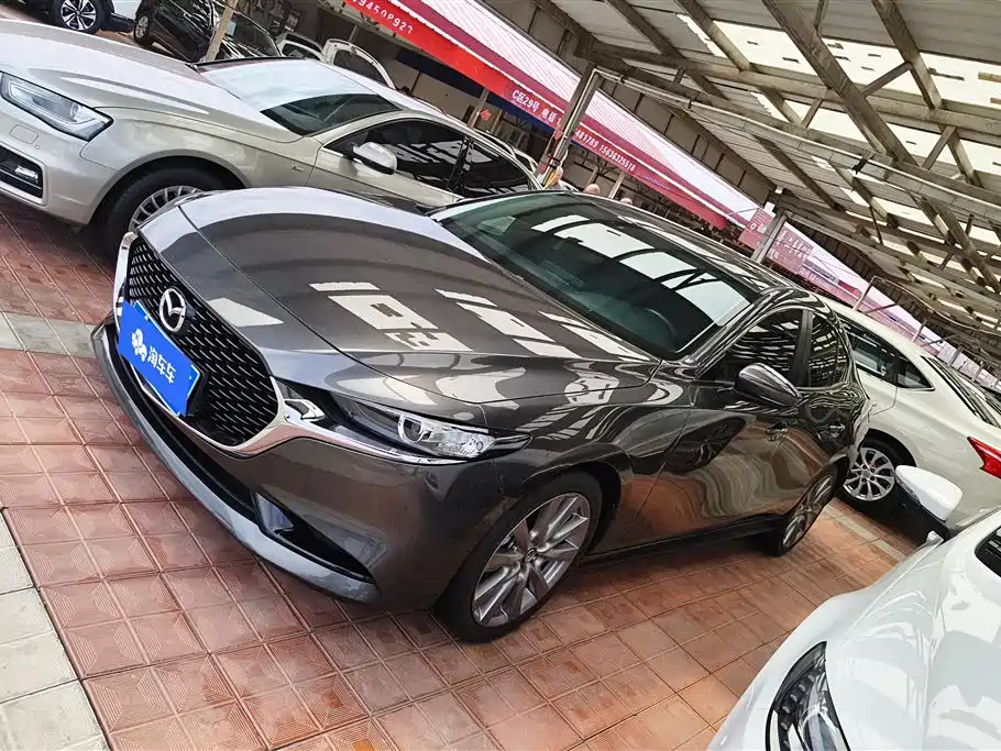 Купить Mazda 3 Axela