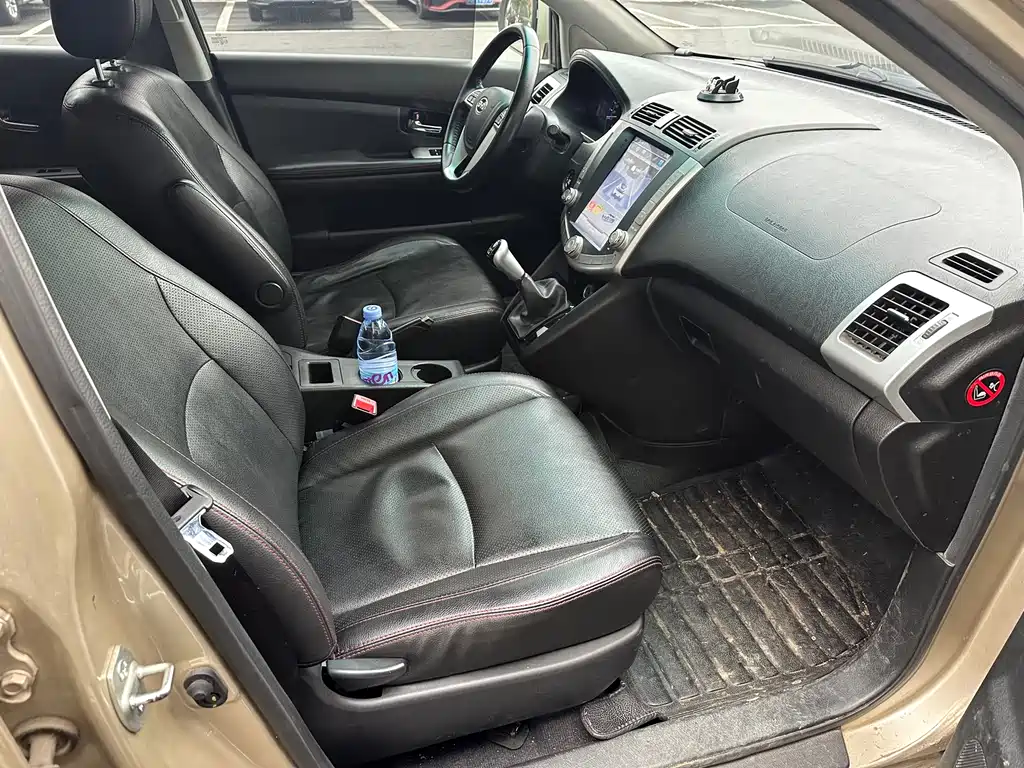 BYD S6 — миниатюра 8