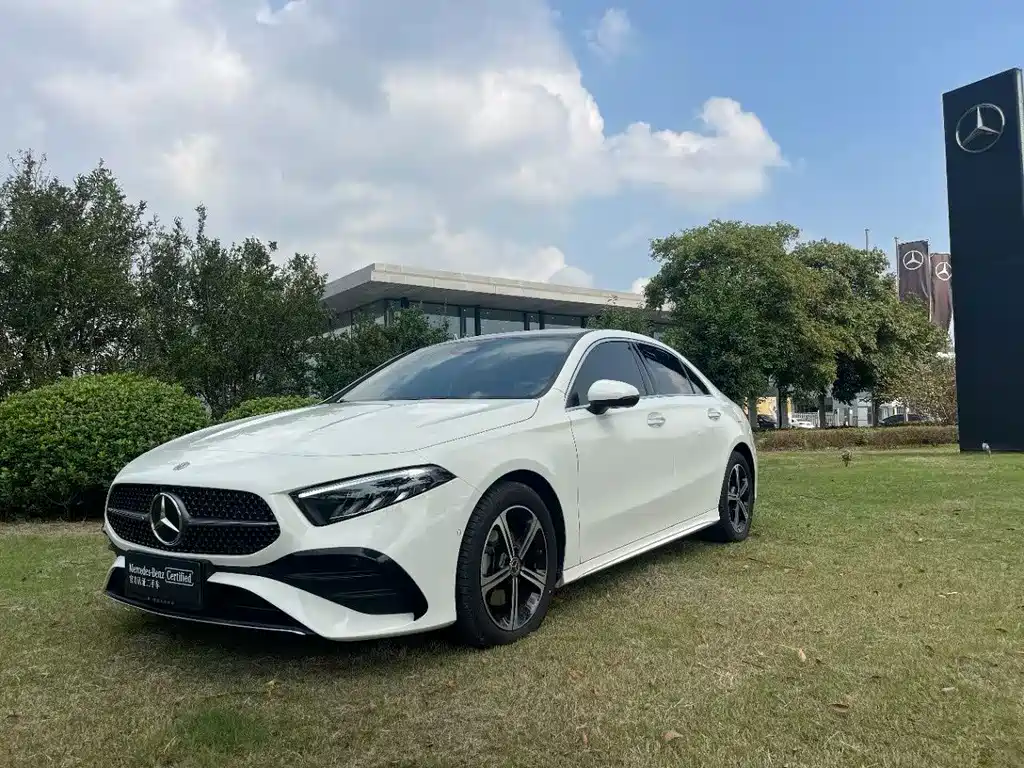 Mercedes-Benz A-Class — миниатюра 2