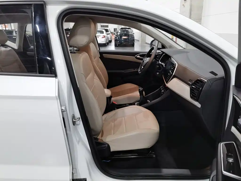 Jetta VS5 — миниатюра 23