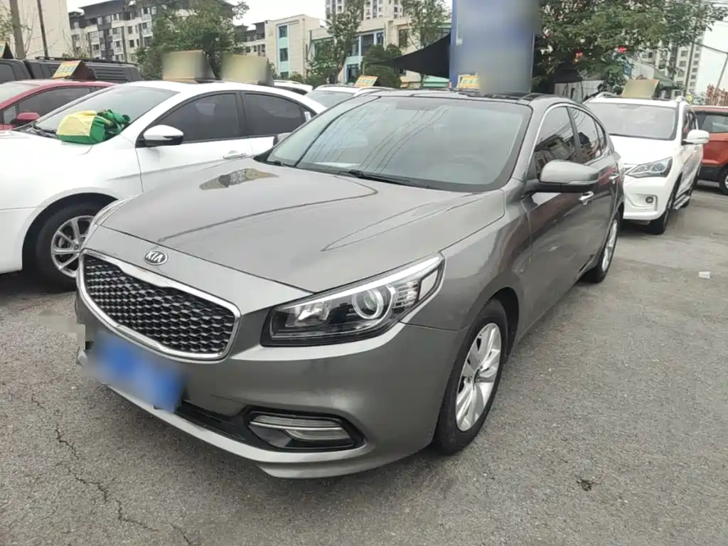 Kia K4