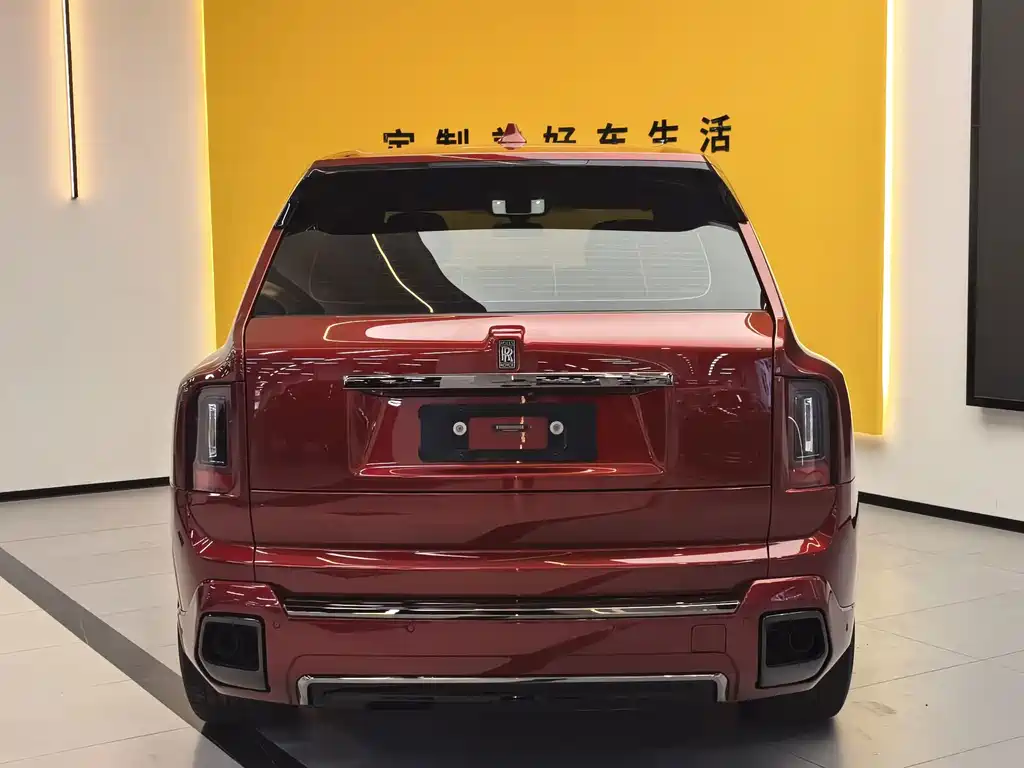 Rolls-Royce Cullinan — миниатюра 4