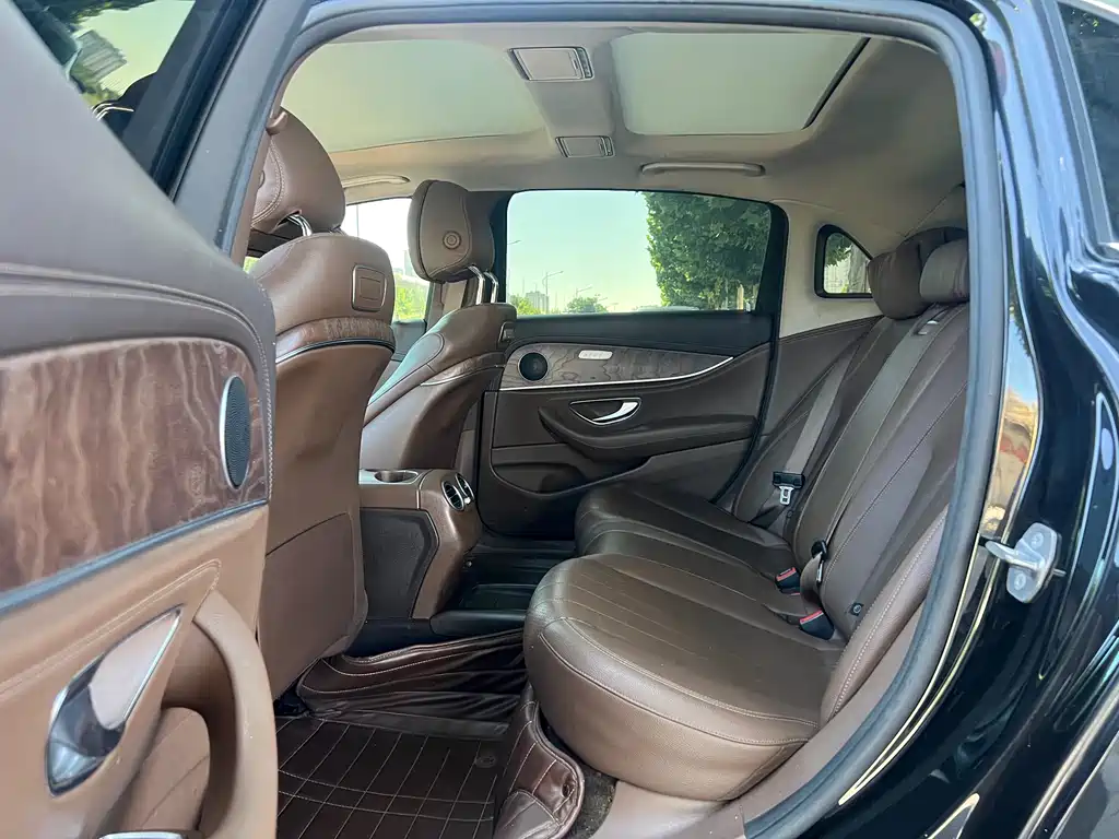 Mercedes-Benz E-Class E 2019 E 300 L Fashion