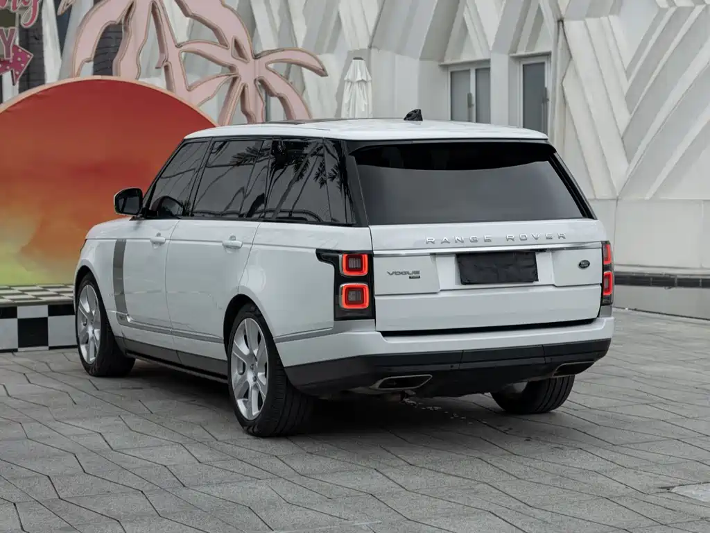 Land Rover Range Rover 2020 3.0 L6 Long Wheelbase