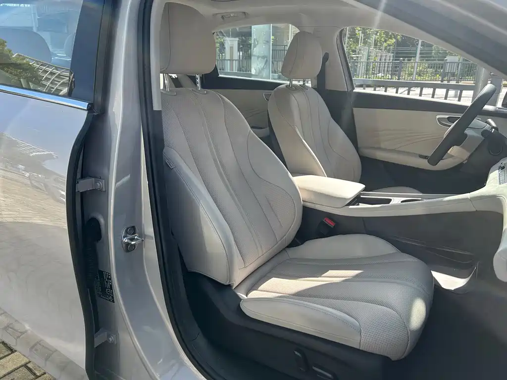 Roewe D7 — миниатюра 5
