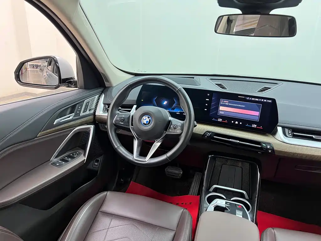 BMW iX1 — миниатюра 22
