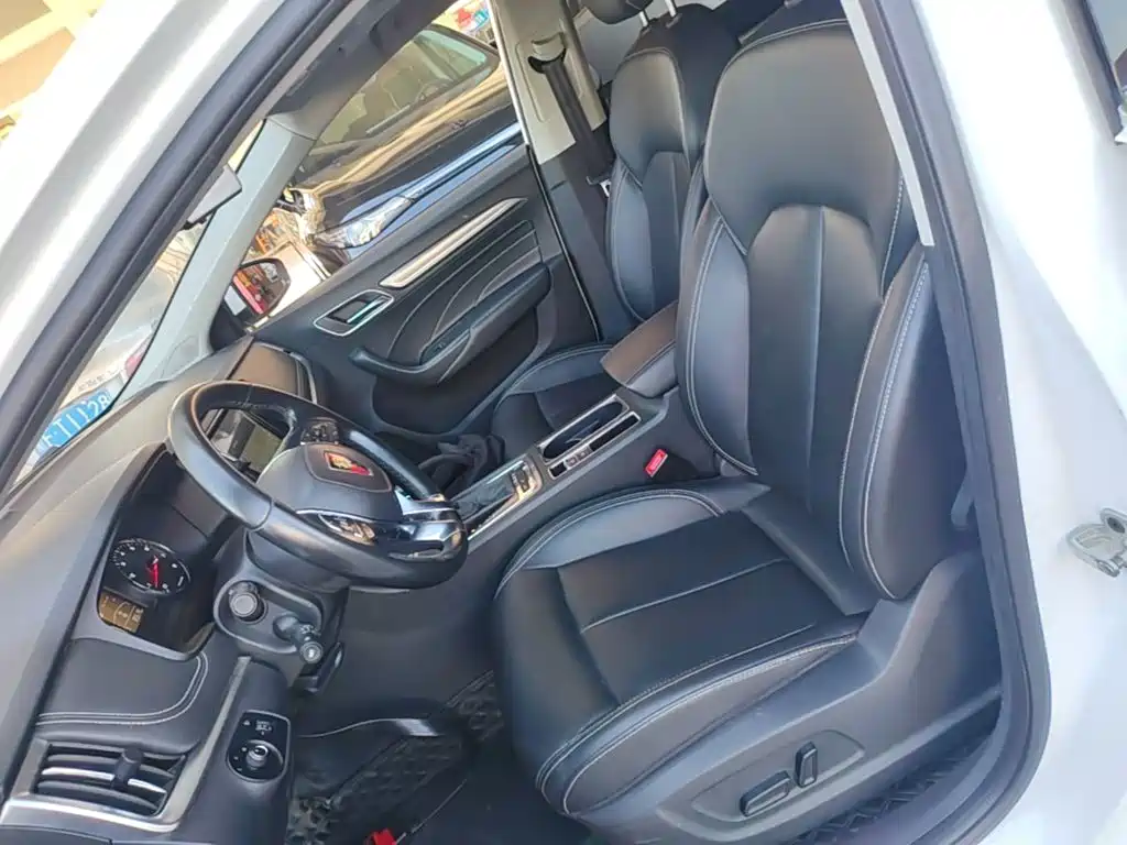 Roewe Roewe i6 Classic — миниатюра 15
