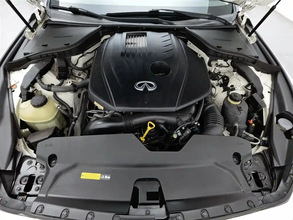 Infiniti Q50L 2018 2.0T V