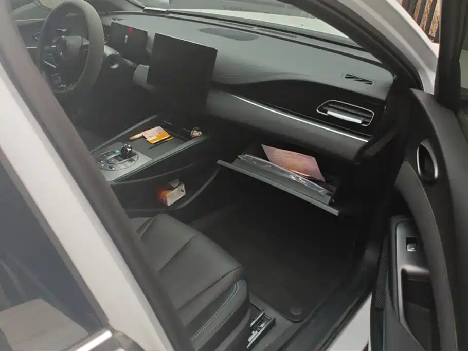 BYD SEAL 06 NEW ENERGY