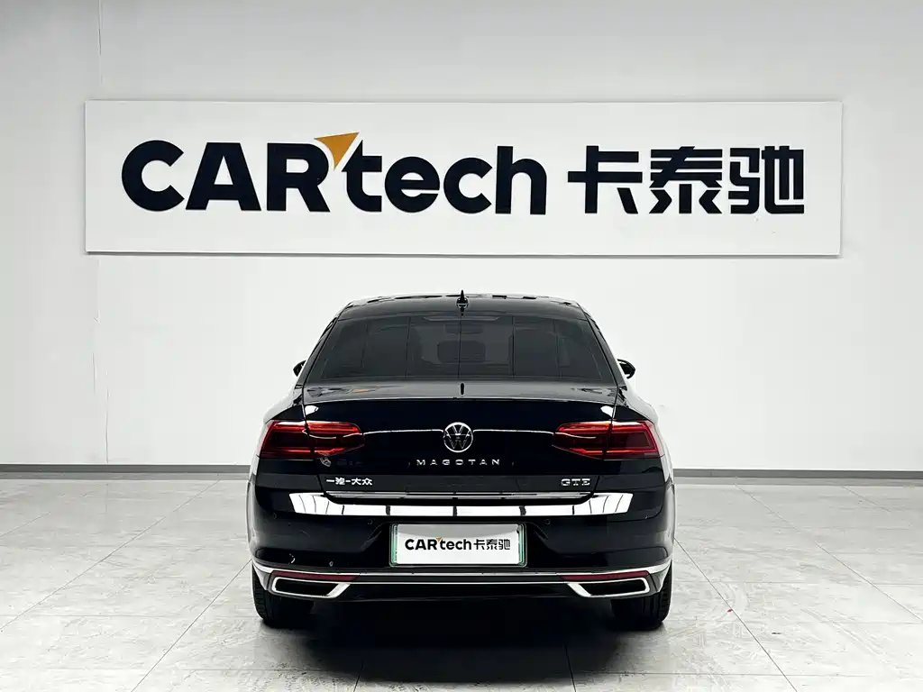 VOLKSWAGEN MAGOTAN GTE PLUG IN HYBRID