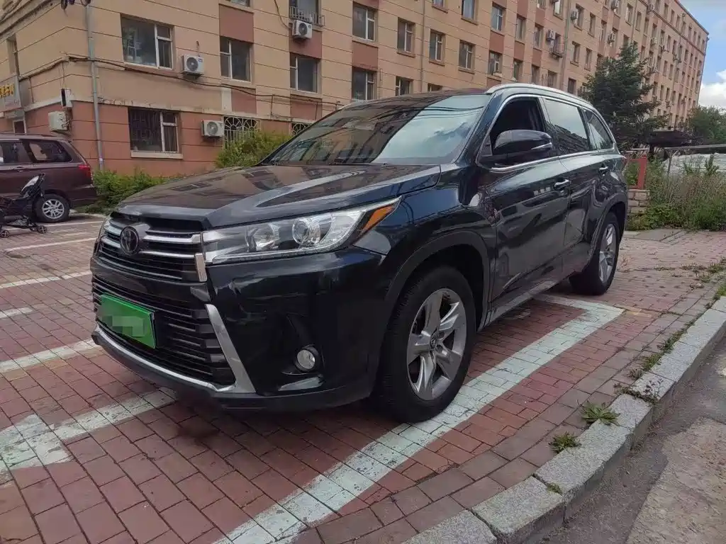 Toyota Highlander 2018 2.0T 4WD Premium Edition 7 seats China VI