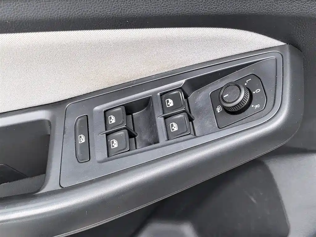 Volkswagen Bora 2023 200TSI DSG