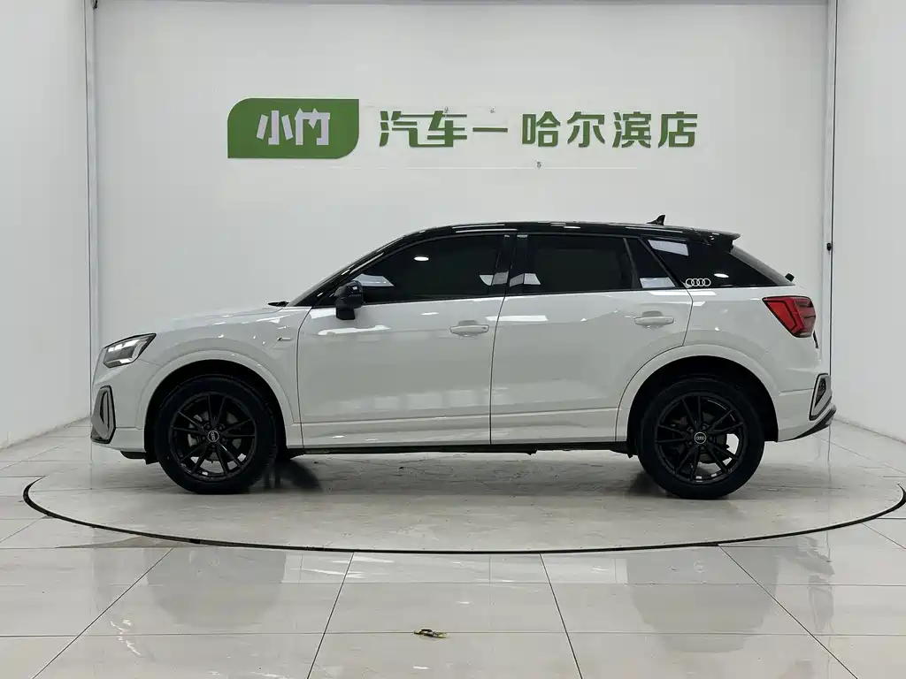 Audi Q2L 2022 35 TFSI