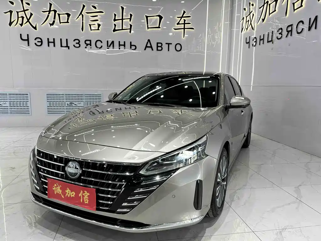Nissan Teana 2023