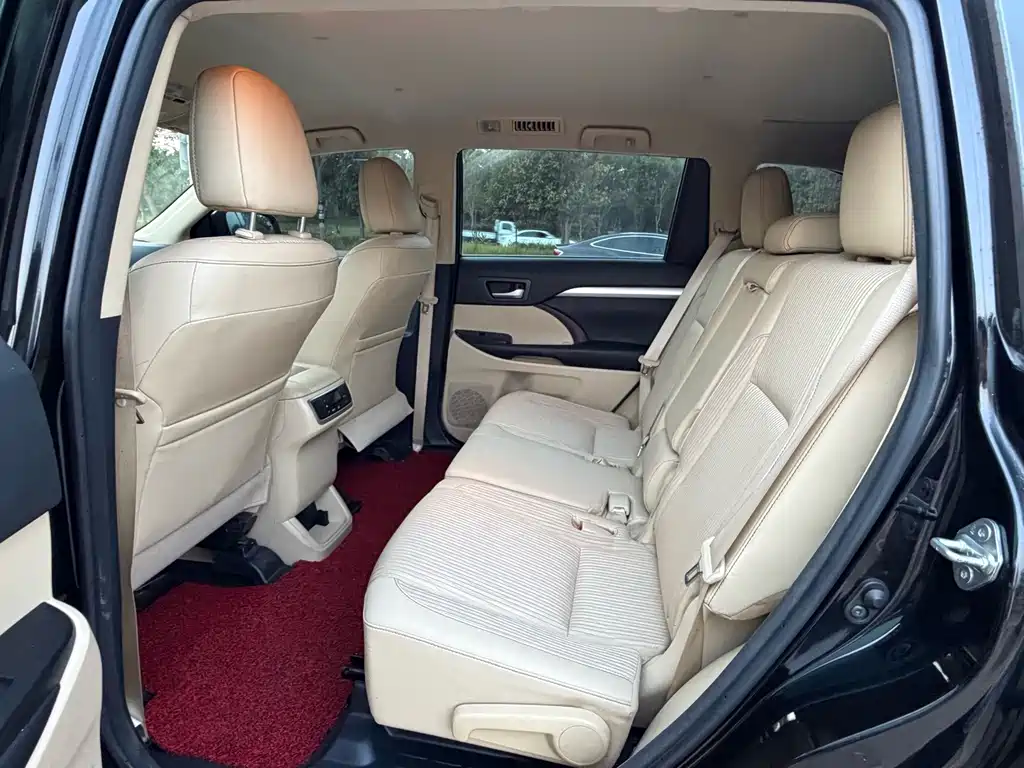 Toyota Highlander — миниатюра 6