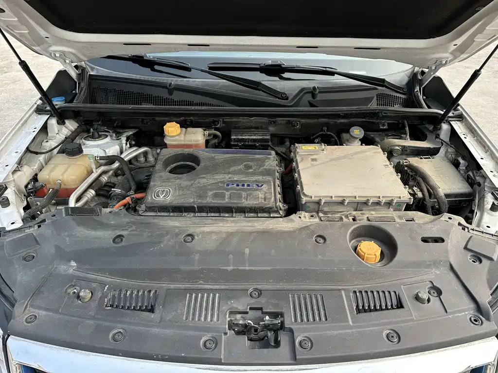 CHANGAN CS75 NEW ENERGY