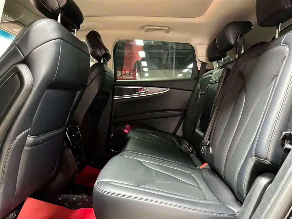 Lincoln Nautilus 2021 2.0T Premium