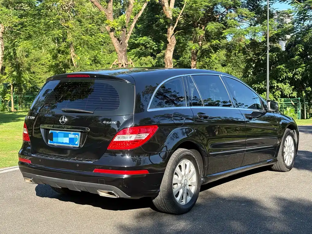 Mercedes-Benz R-Class — миниатюра 9