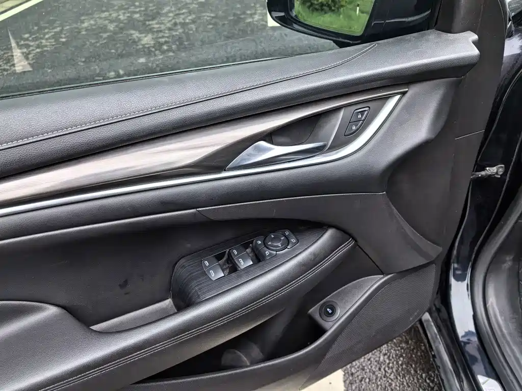 Buick LaCrosse — миниатюра 5