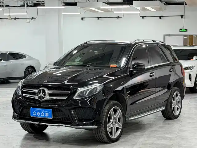 MERCEDES-BENZ GLE