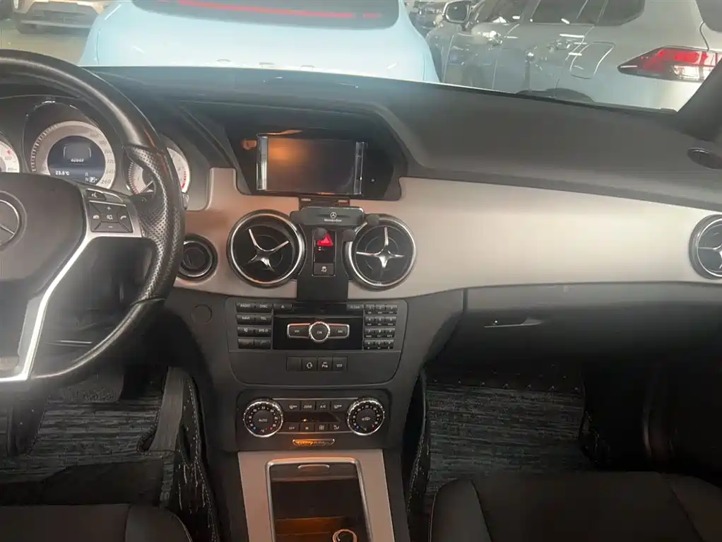 Mercedes-Benz GLK 2015 GLK 260 4MATIC