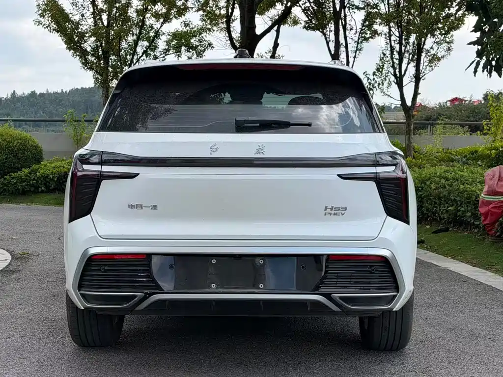 Hongqi Hongqi HS3 PHEV — миниатюра 5