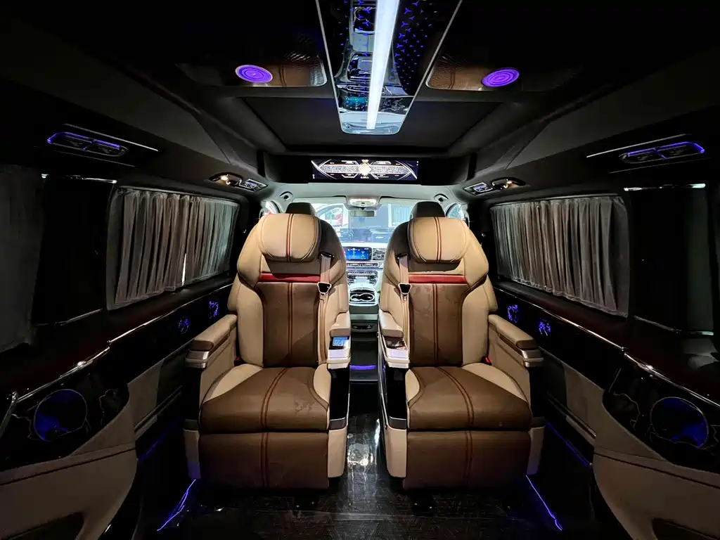 Mercedes-Benz V-Class V 2024 V 300 L Luxury