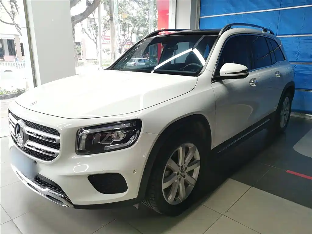 Mercedes-Benz GLB 2021