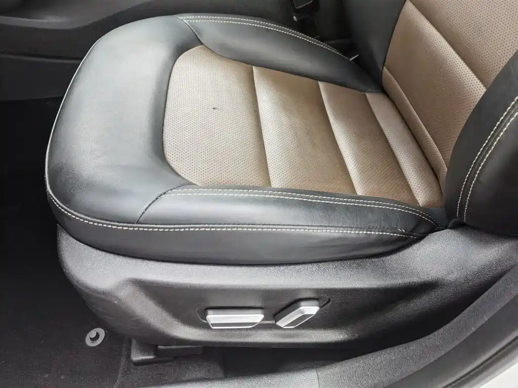 GEELY AUTOMOBILE EMGRAND GS