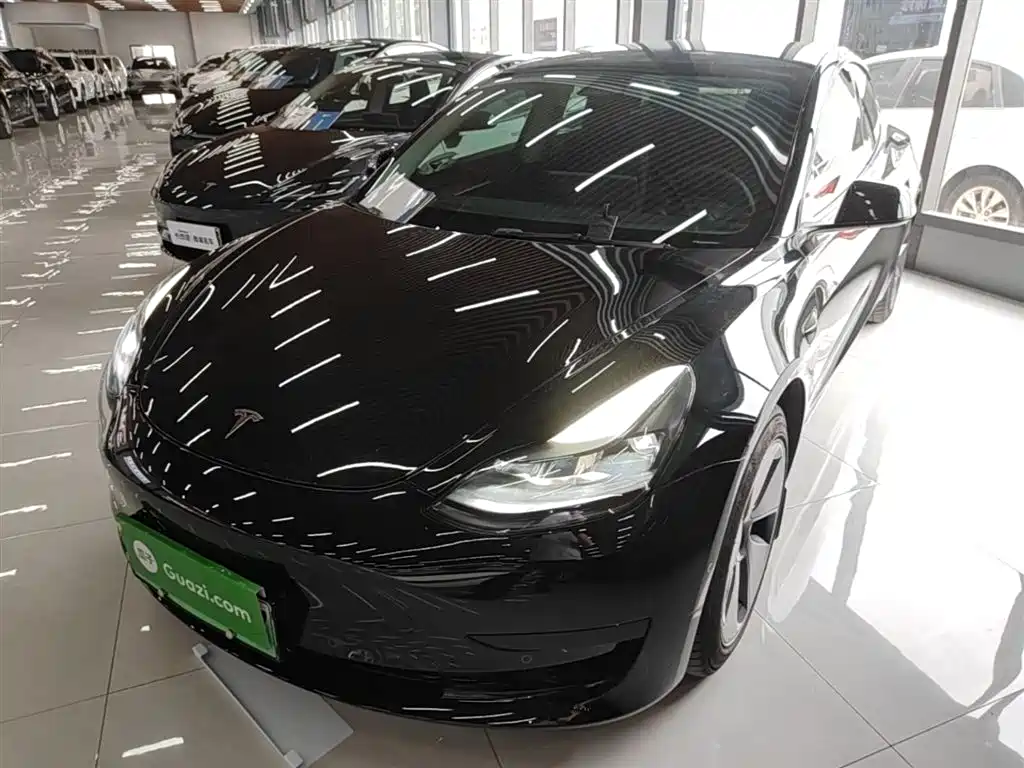 Tesla Model 3 2023