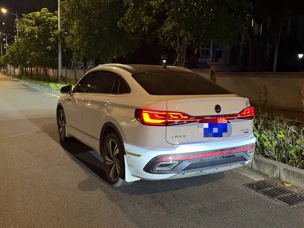 Volkswagen Tiguan X — миниатюра 2