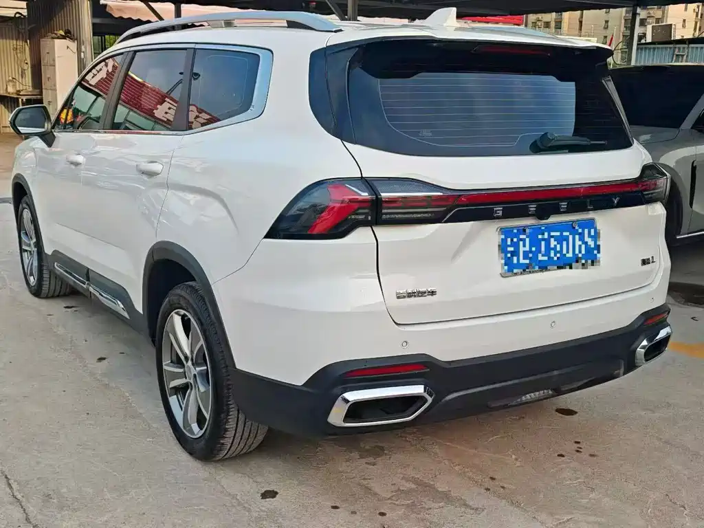 Geely Haoyue L — миниатюра 9